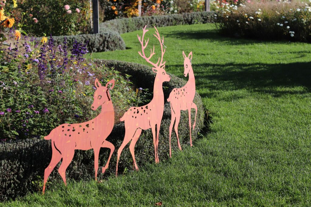 How Nature-Inspired Decor Is Shaping Modern Gardens